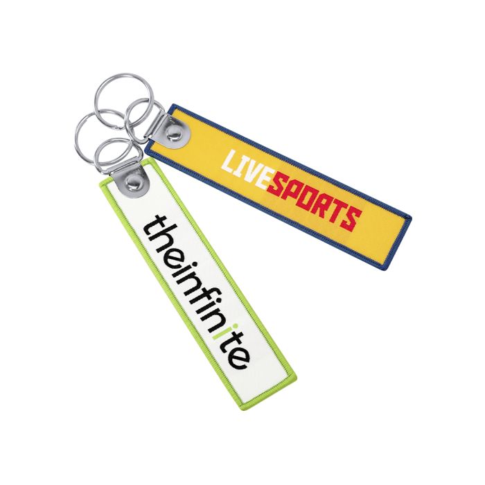 Llavero Tela. Tejido Rectangular Accesorio Metálico